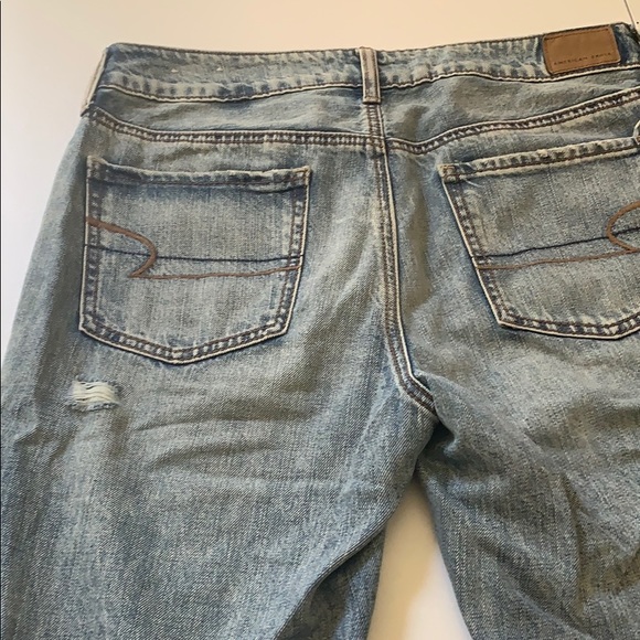 Distressed jeans - Picture 3 of 3